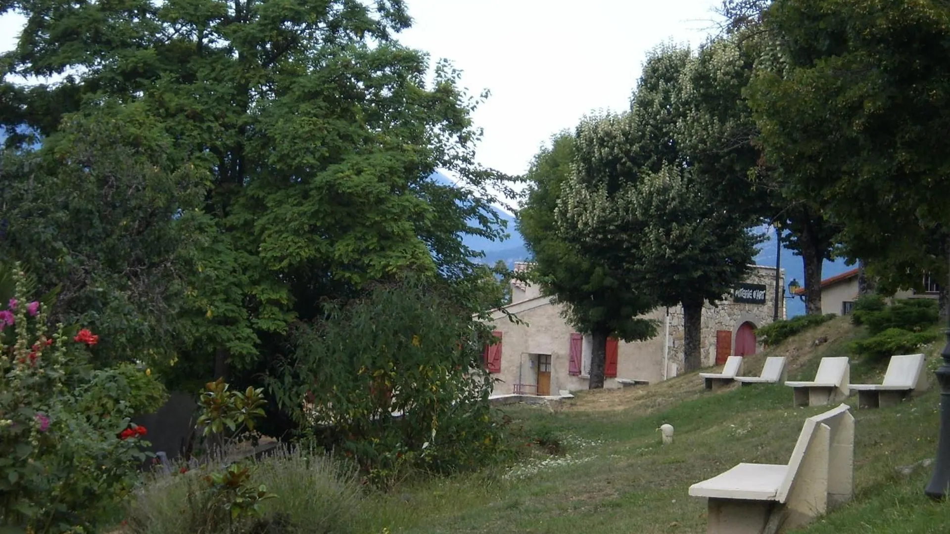 Chambres Privees - Maison Piot - Pennes-Le-Sec - Havre De Paix Au Coeur De La Drome Provencale 0*,  France